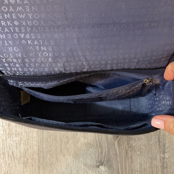 Kate spade navy purse - Picture 5 of 7
